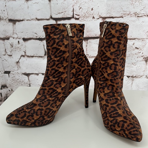 🆕Jessica Simpson “Valyn” Booties, Size 8.5 - Picture 6 of 9